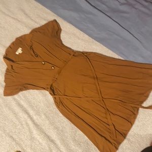 Small montear brown dress 100% rayon